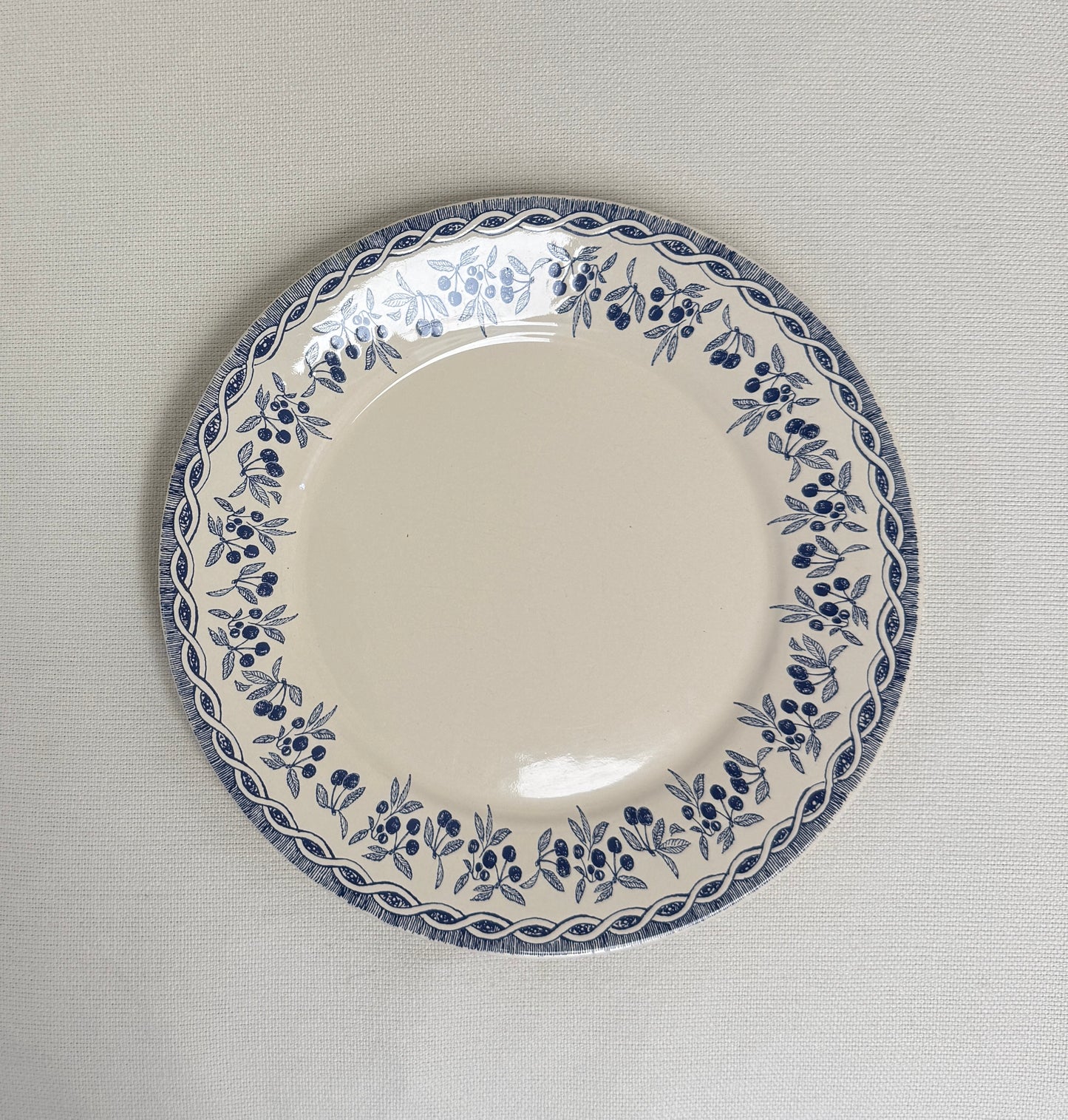Moulin Des Loups Salad Plates
