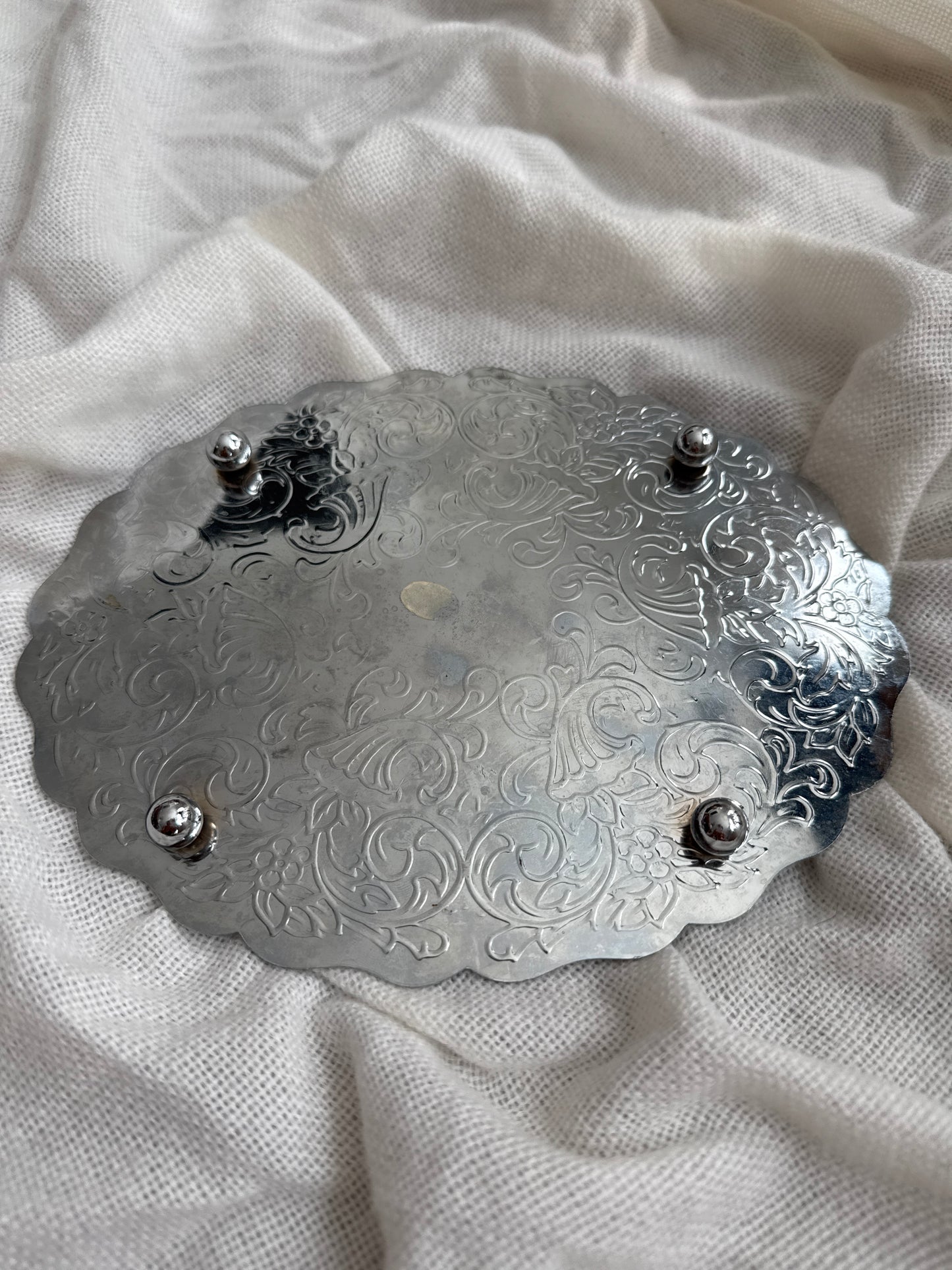 Vintage Etched Oval Footed Trivet