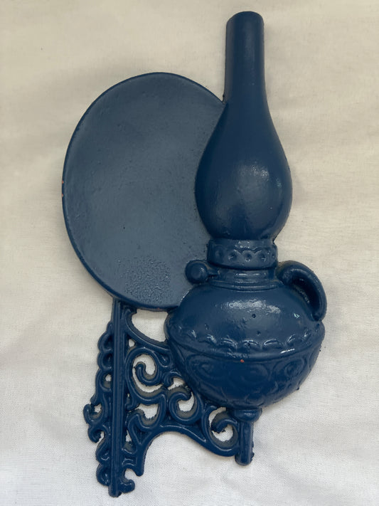 Vintage Hoda Sexton Cast Aluminum Oil Lamp